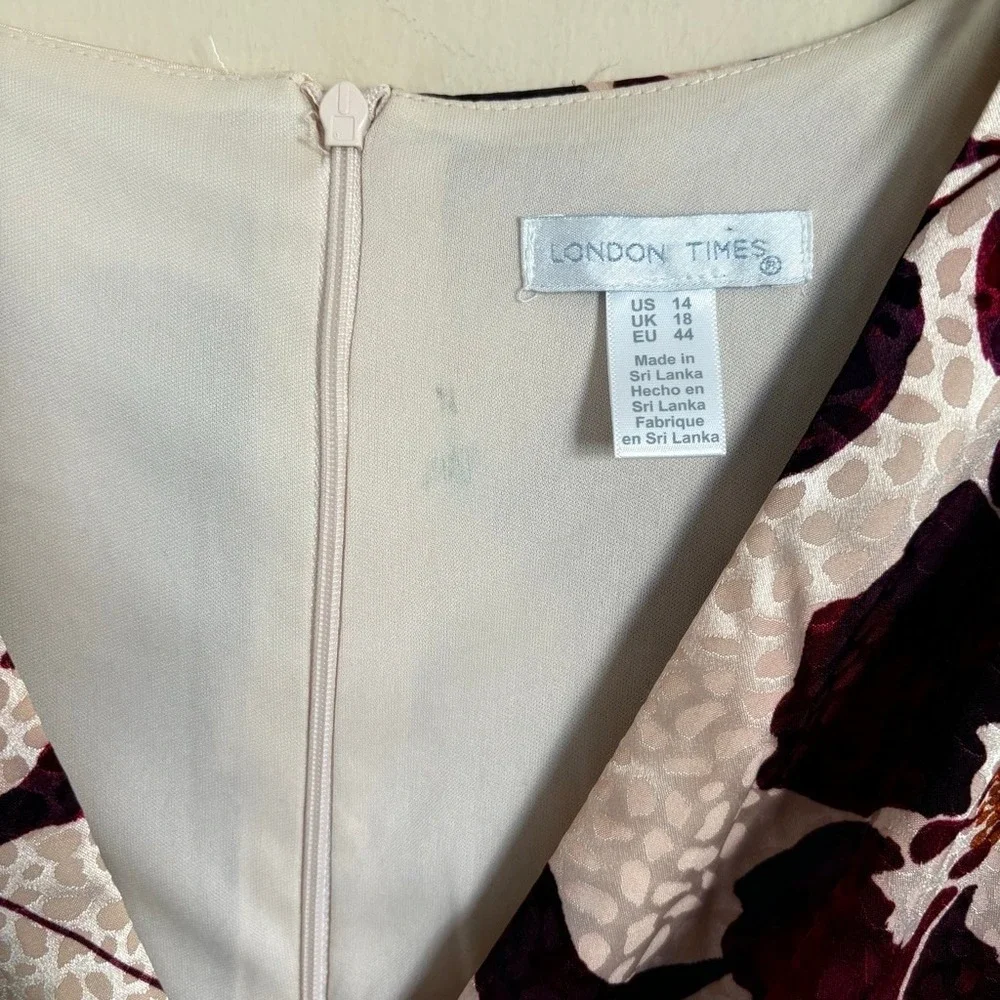 London Times Floral‎ Faux Wrap Dress Cream Burgundy Size 14
